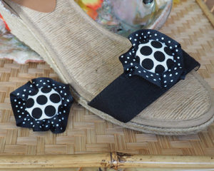 White Dots — Billy Button Shoe Clips