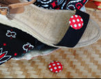 Large Red & White Dots — Billy Button Shoe Clips